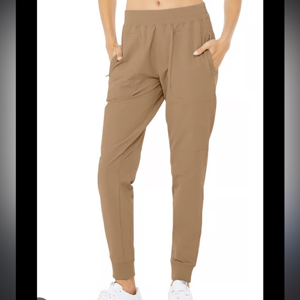 Alo Yoga co-op pant